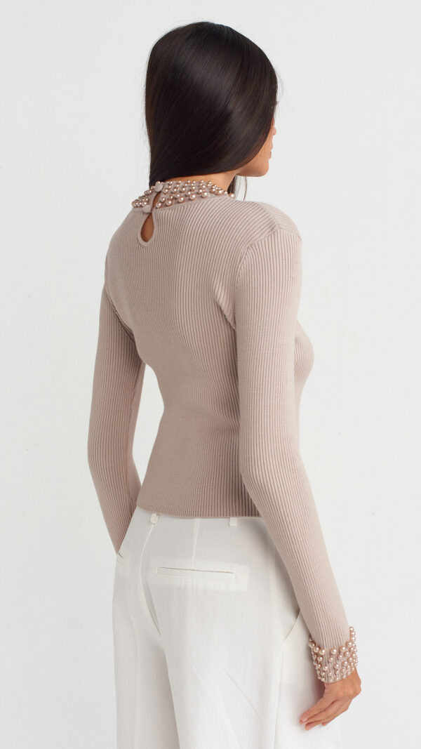 PEARL BACK BUTTONED SWEATER - Image 3